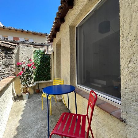 Studio Avec Terrasse Sur Cour, Authentique, Calme Avignon Luaran gambar